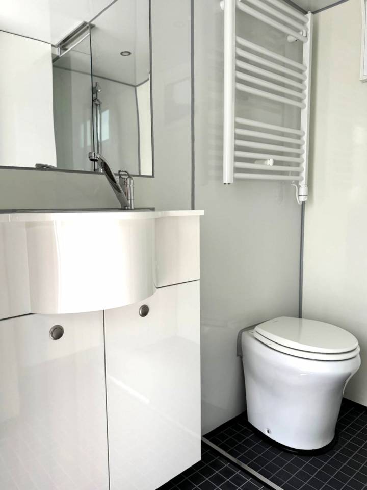 Camión para caballos Man MAN 0 Nuevo