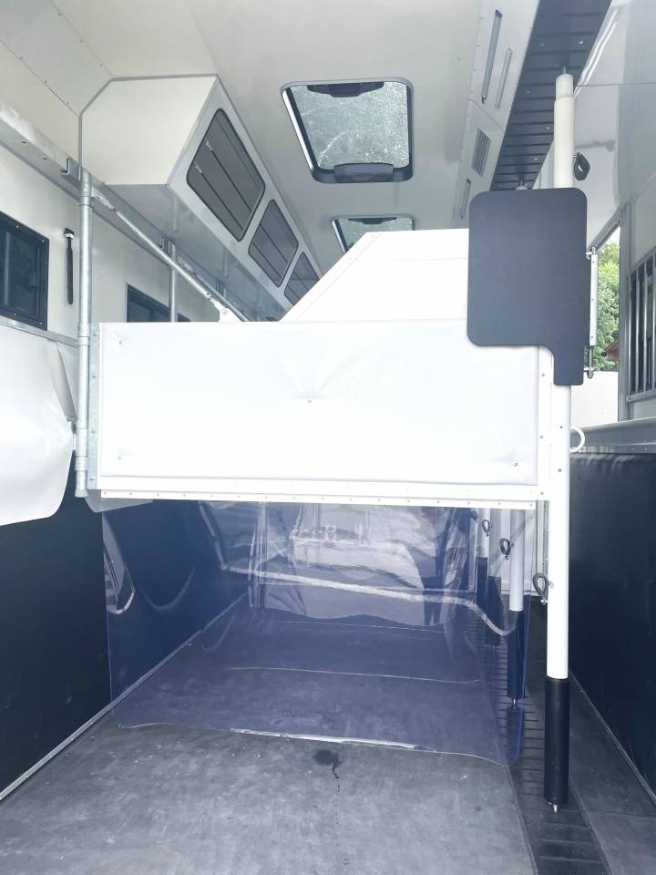 Camión para caballos Man MAN 0 Nuevo