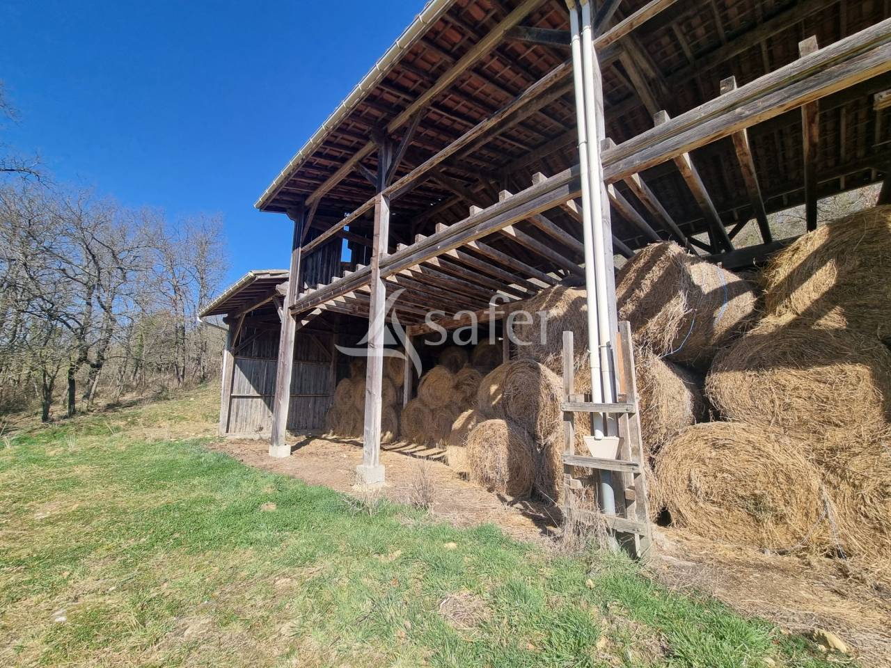 Explotaci&oacute;n agr&iacute;cola En venta Ari&egrave;ge