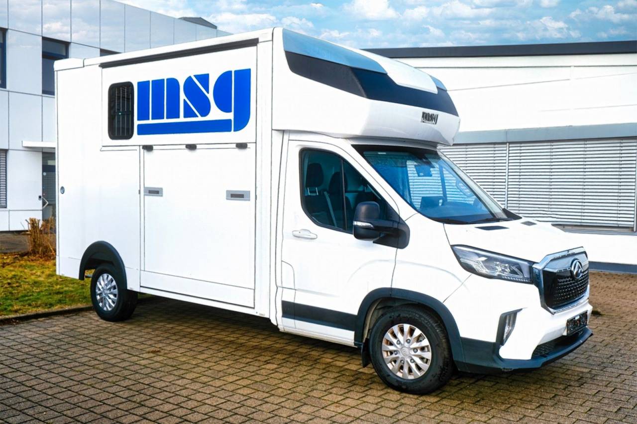 Furgoneta para caballos Otra marca MAXUS 0 Nuevo