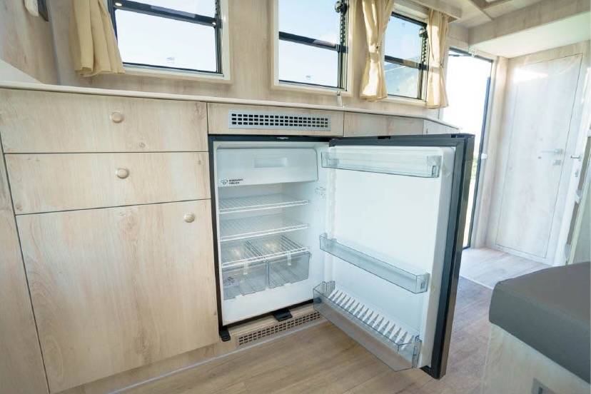 Camión para caballos Man MAN 0 Nuevo