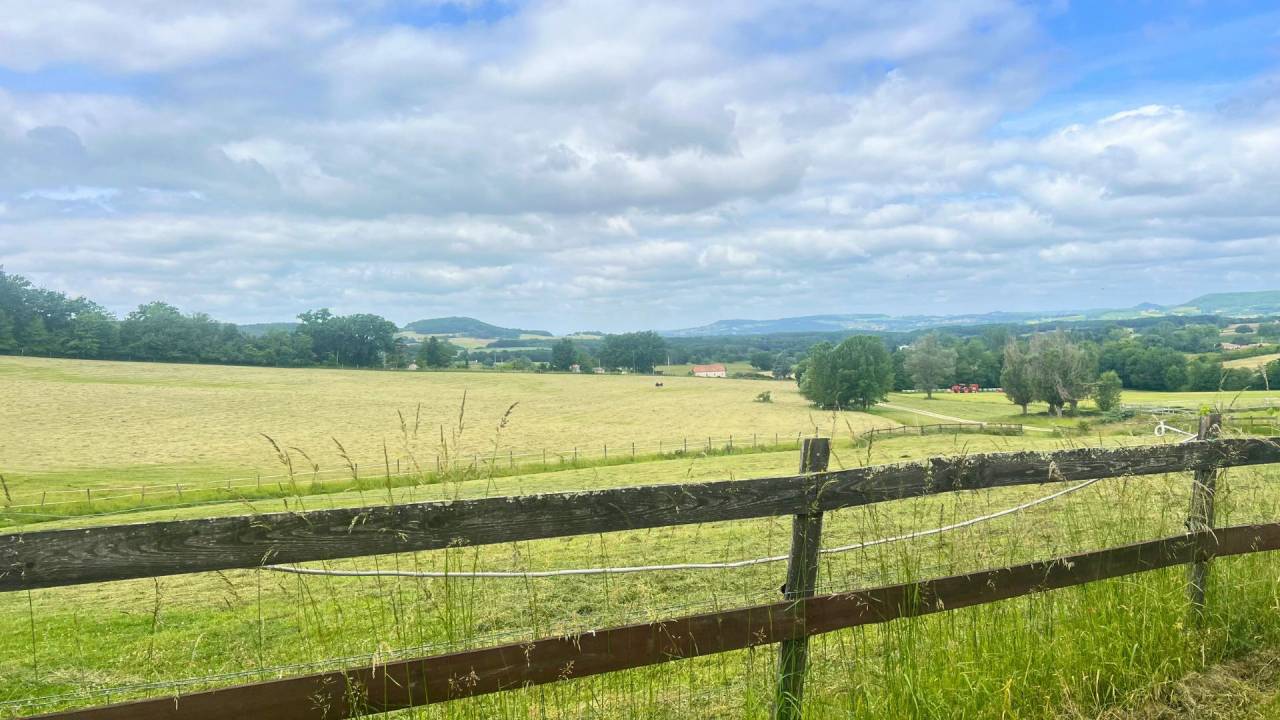 Propiedad ecuestre En venta Lot y Garona