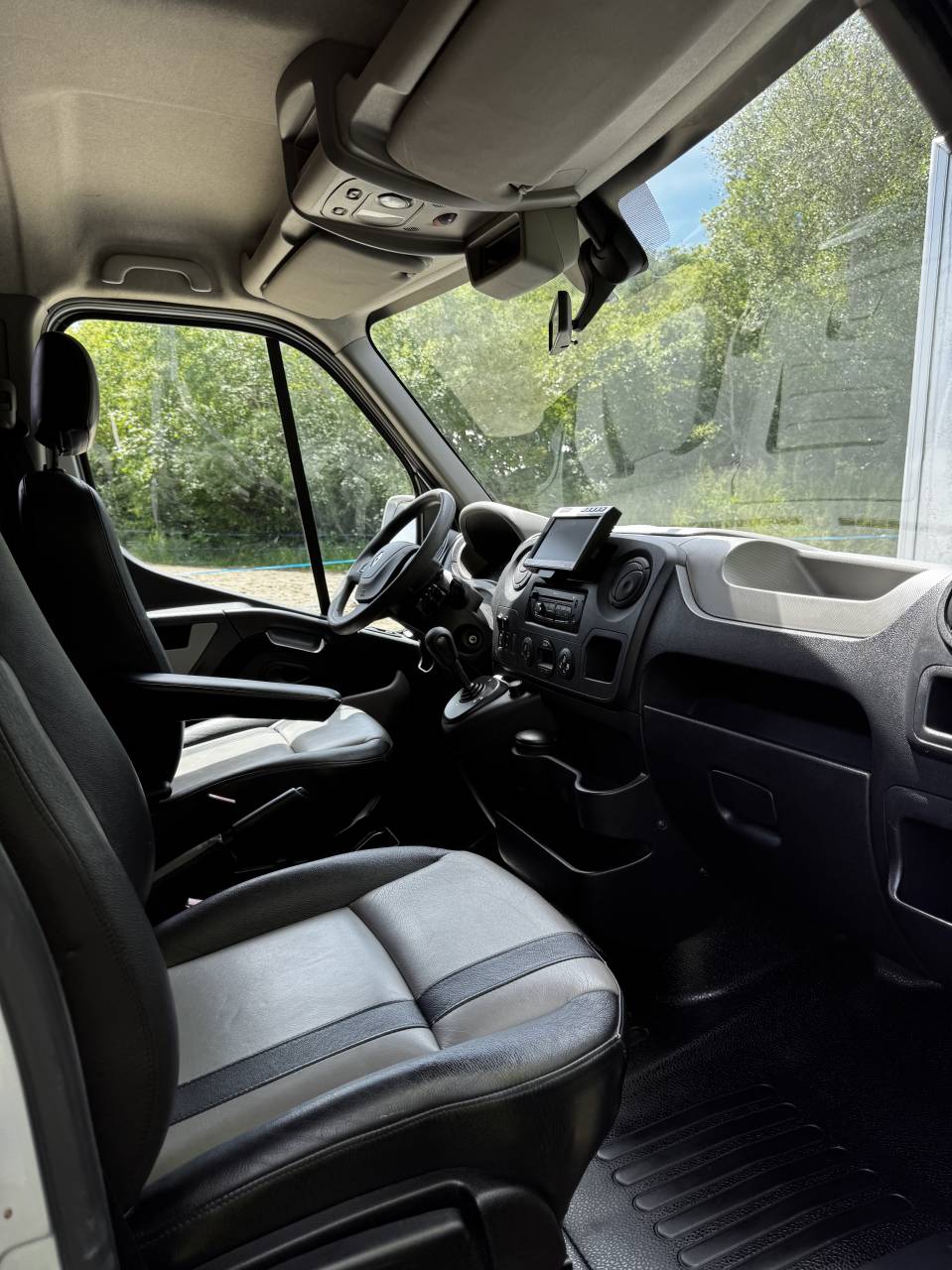 Furgoneta para caballos MTM  2014 De segunda mano