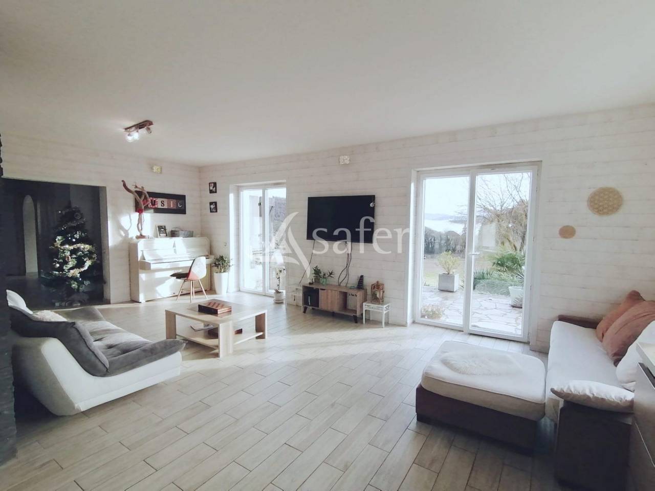 Explotación agrícola En venta Ain