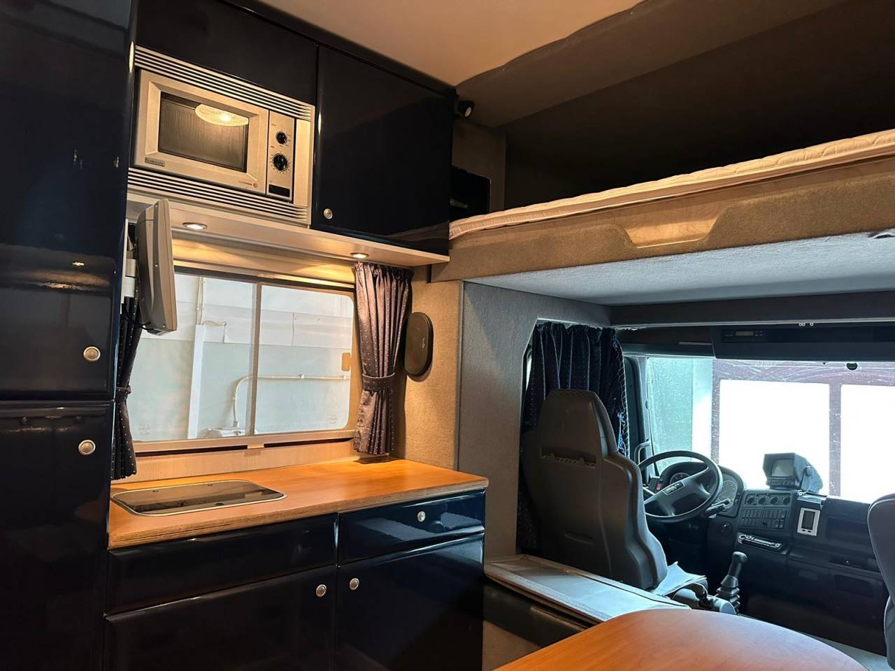 Camión para caballos Man MAN 0 De segunda mano