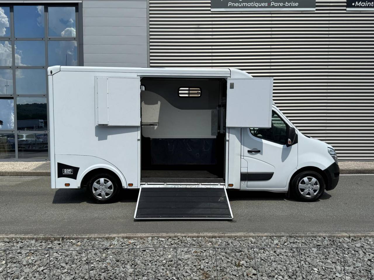 Furgoneta para caballos Cavalcar NV 400  2021 De segunda mano