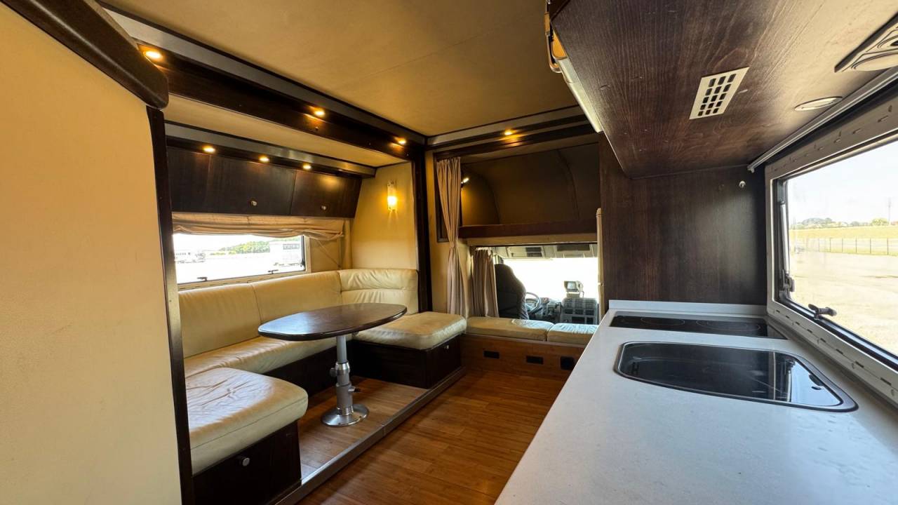 Camión para caballos Iveco STX 2007 De segunda mano