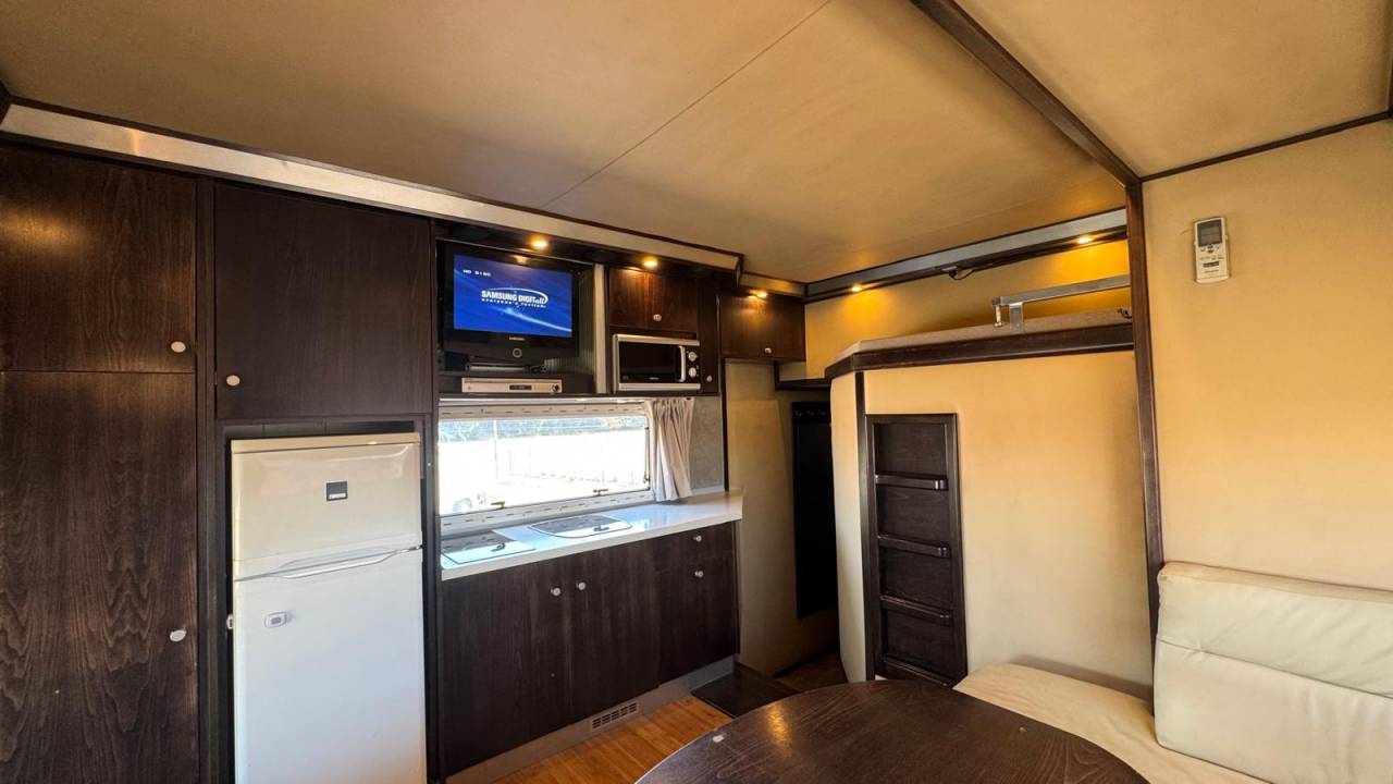 Camión para caballos Iveco STX 2007 De segunda mano