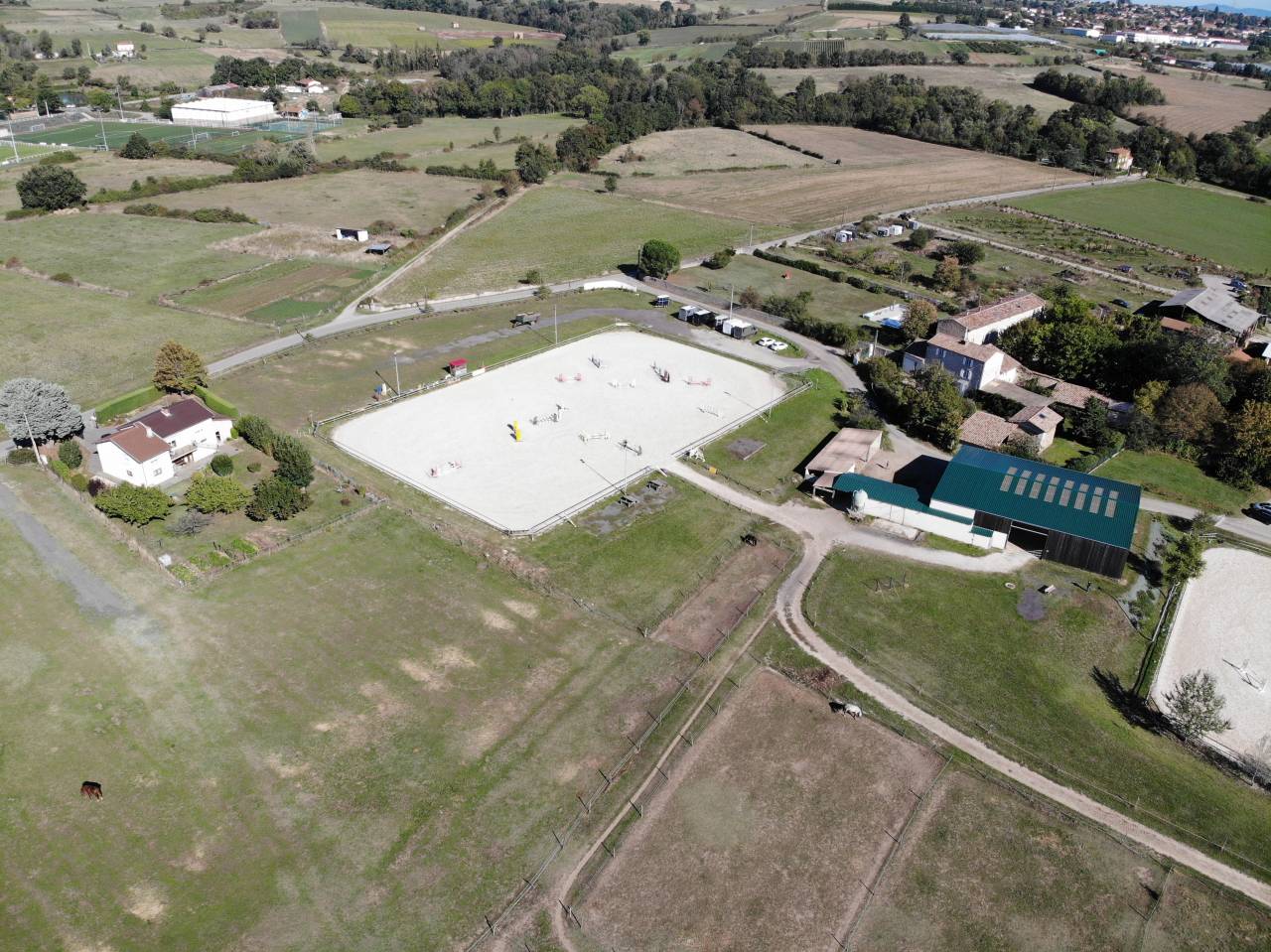 Cuadra de propietarios En venta Ródano