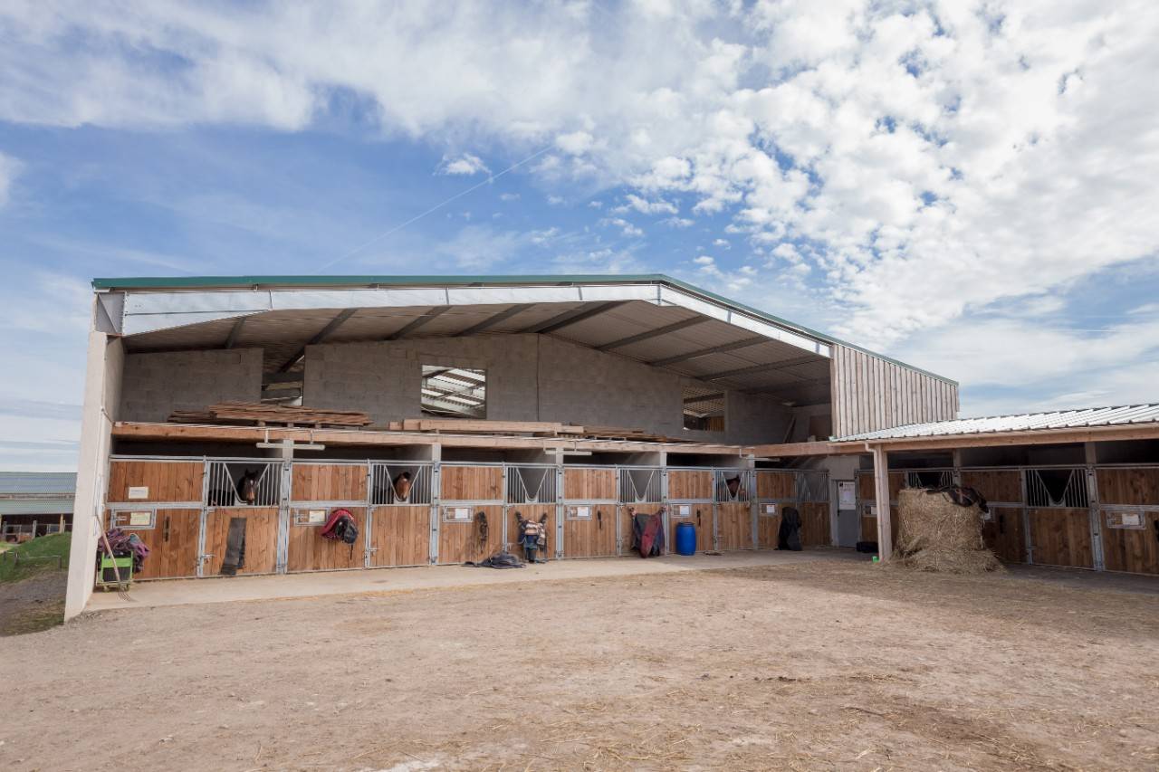 Cuadra de propietarios En venta Ródano