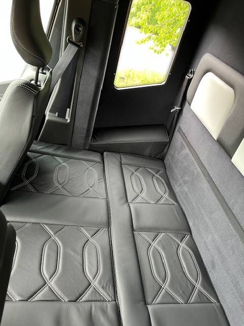 Furgoneta para caballos STX Master 2025 2025 Nuevo