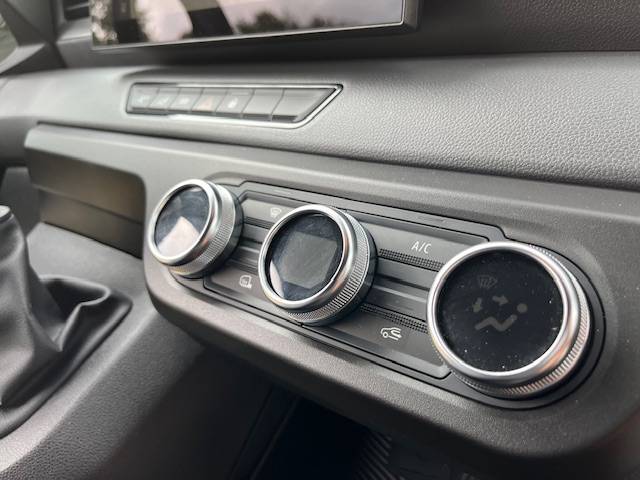 Furgoneta para caballos STX Master 2025 2025 Nuevo