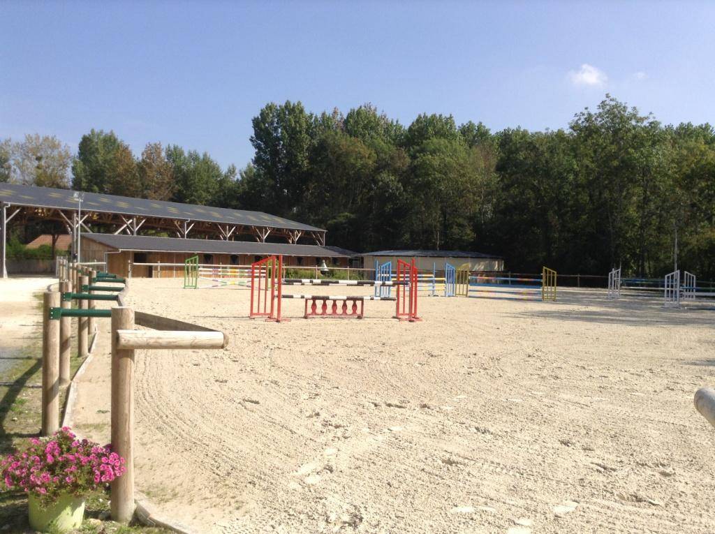 Cuadra de propietarios En venta Sena y Marne