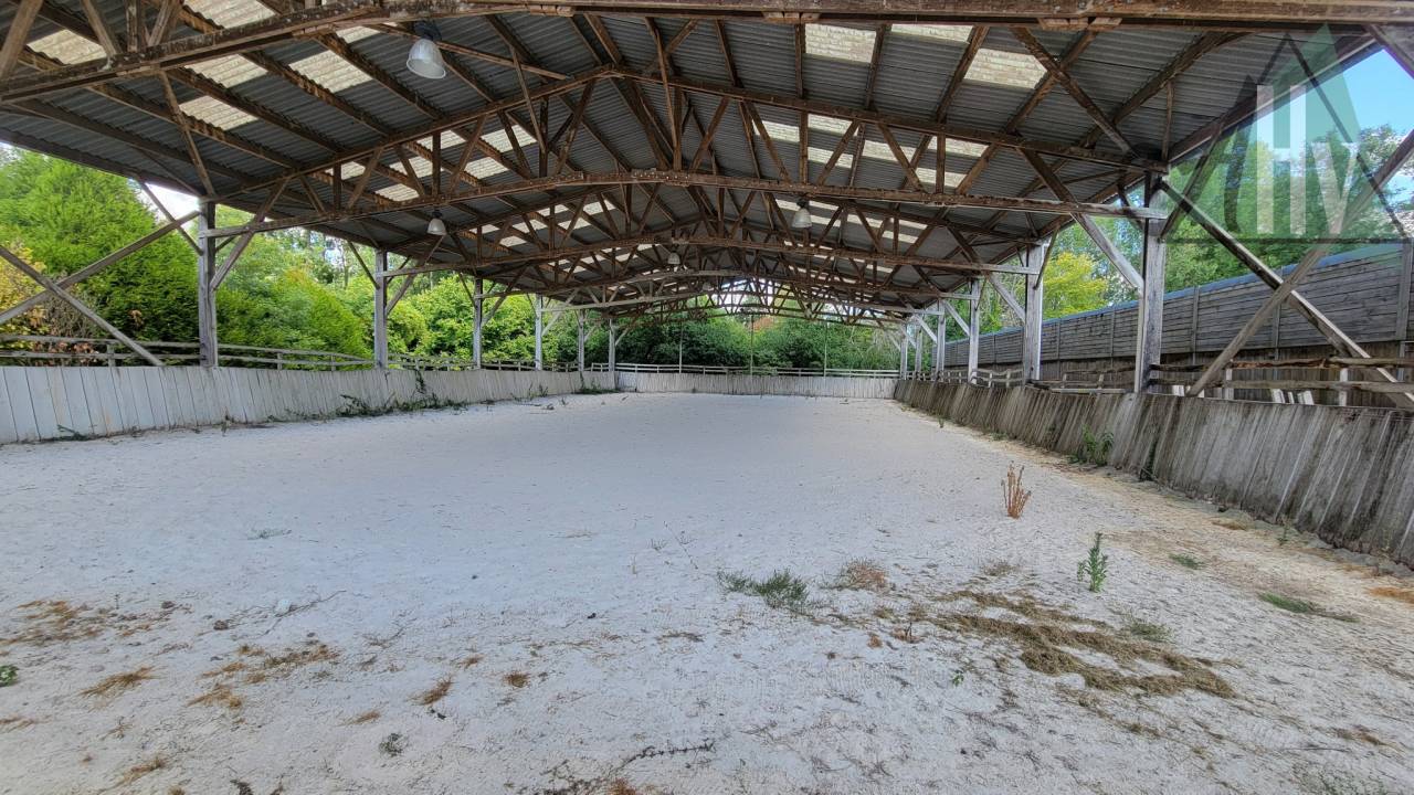 Cuadra de propietarios En venta Sena y Marne