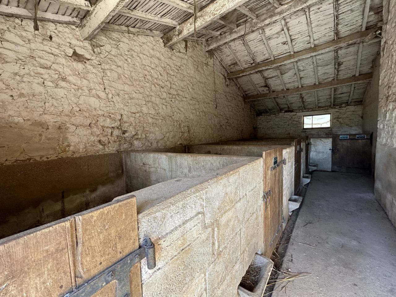 Bonita residencia ecuestre En venta Vienne