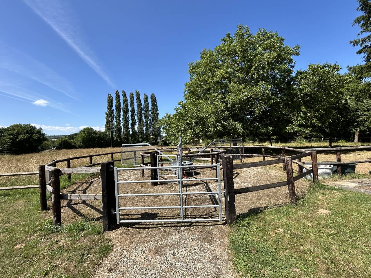 Bonita residencia ecuestre En venta Mayenne