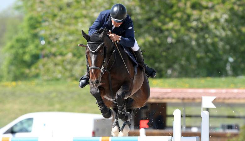 Nervoso - Silla Francés 2001 por LE TOT DE SEMILLY