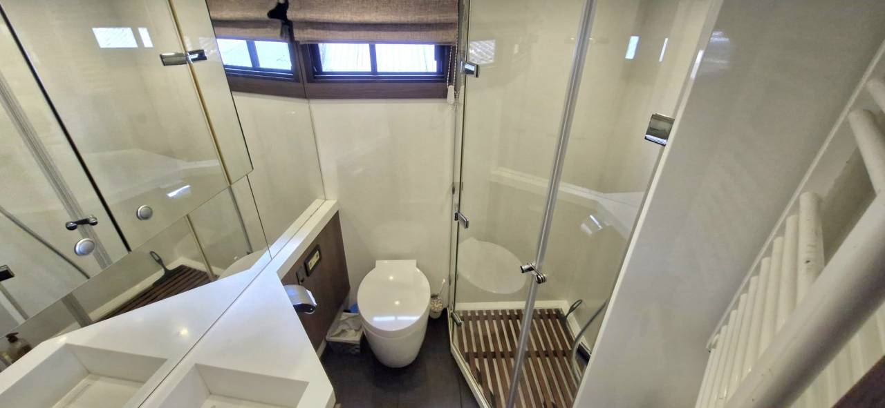 Camión para caballos Iveco STRALIS 19/360 2012 De segunda mano