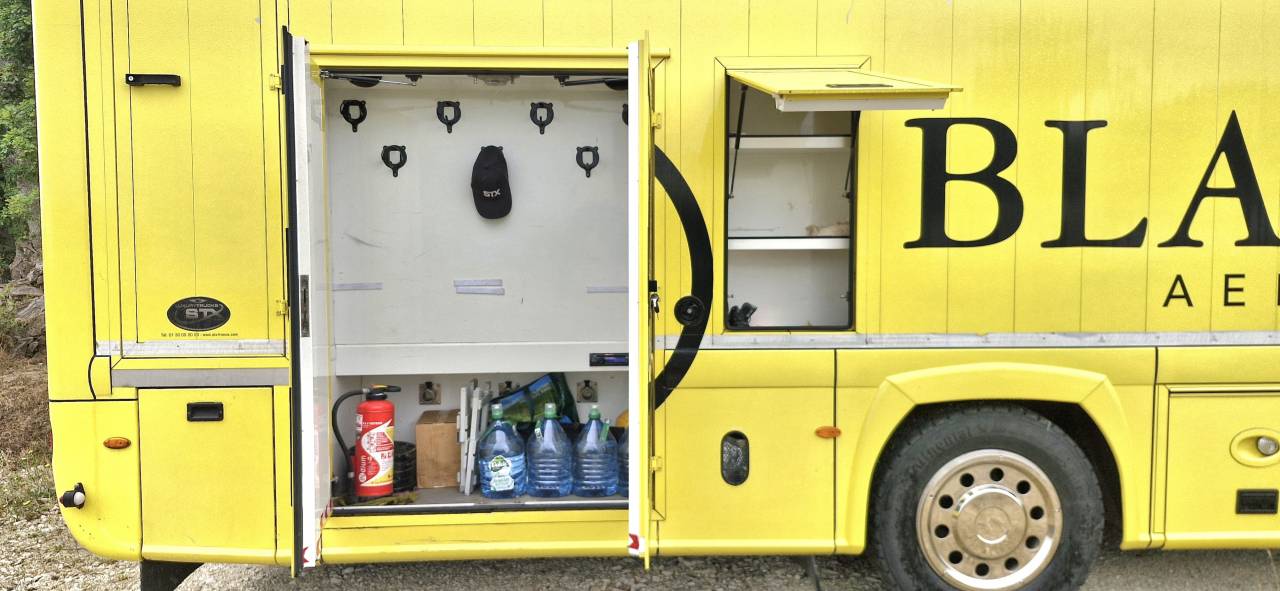 Camión para caballos Iveco STRALIS 19/360 2012 De segunda mano