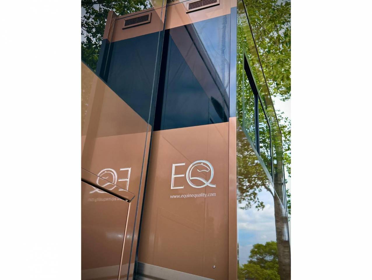 Furgoneta para caballos Scania EQ S530 2025 Nuevo