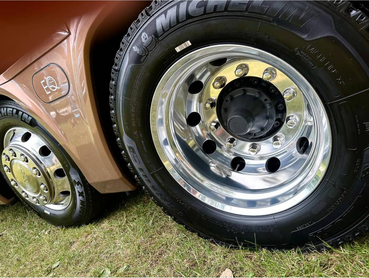 Furgoneta para caballos Scania EQ S530 2025 Nuevo