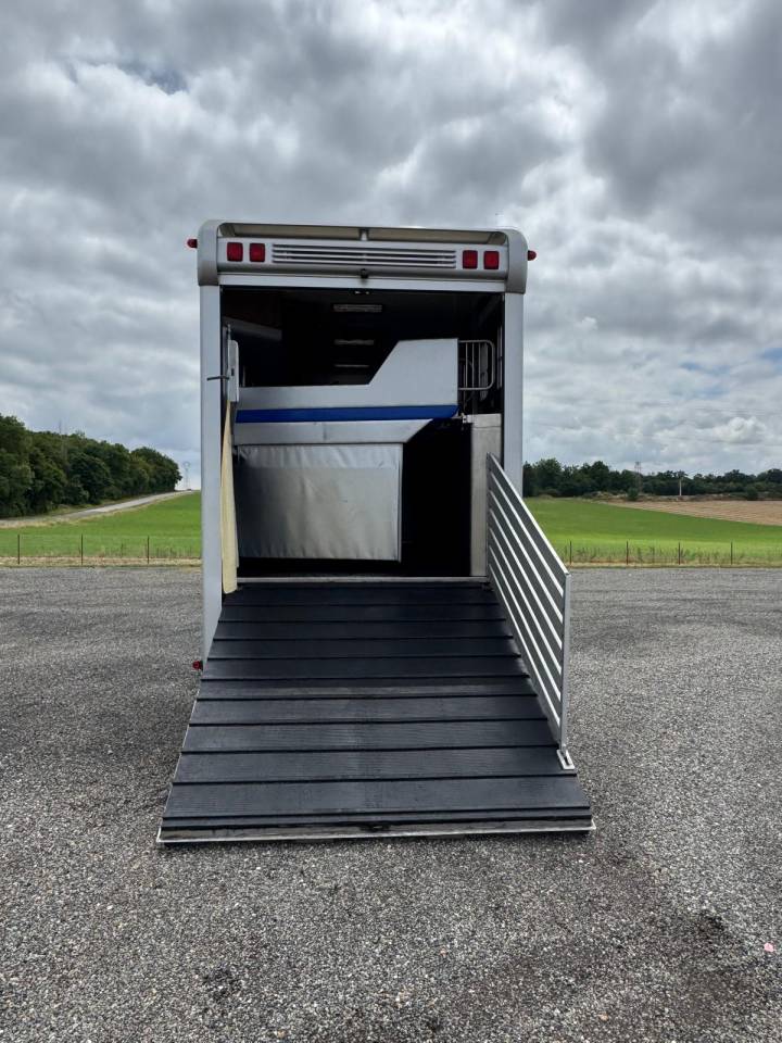 Camión para caballos Man AK 2007 De segunda mano