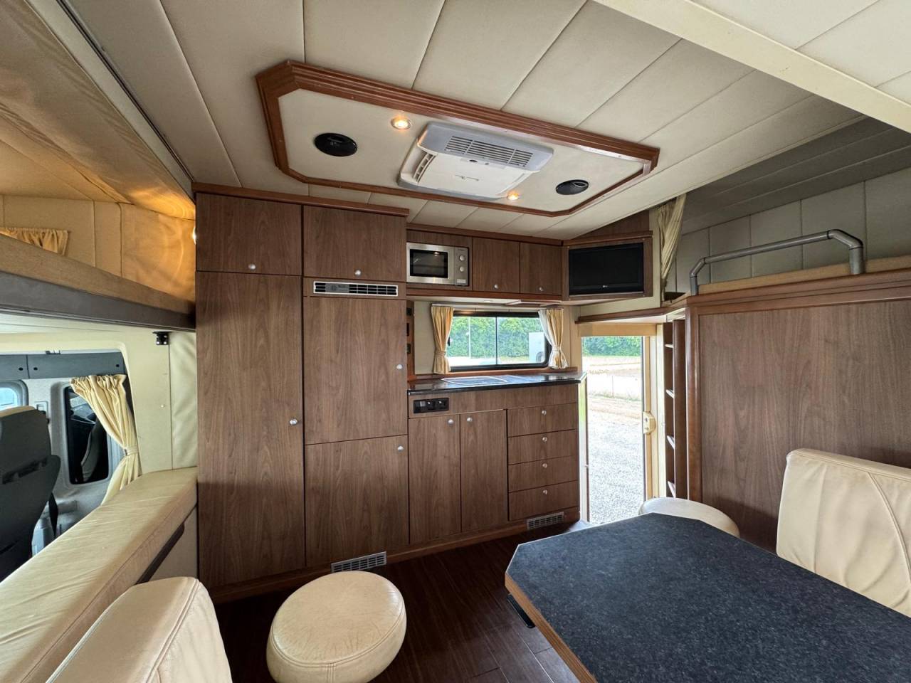 Camión para caballos Man AK 2007 De segunda mano