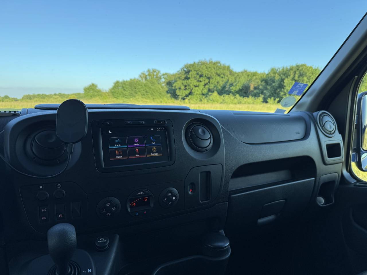 Furgoneta para caballos Theault Proteo Switch 5 places 2020 De segunda mano