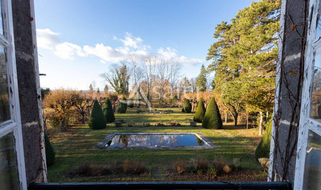 Propiedad rural En venta Puy-de-Dôme