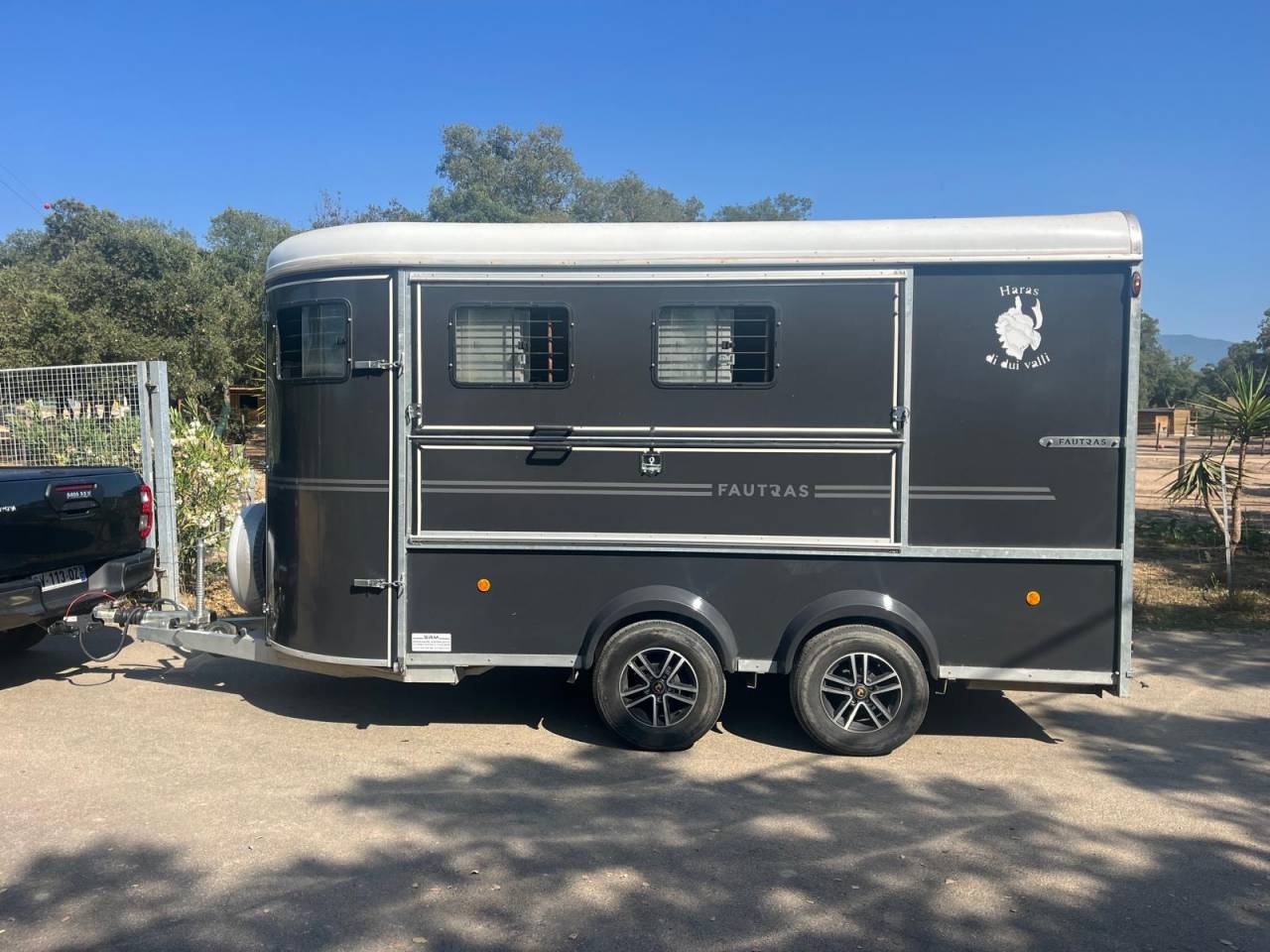 Van caballos Fautras  3 Caballos 2024 De segunda mano