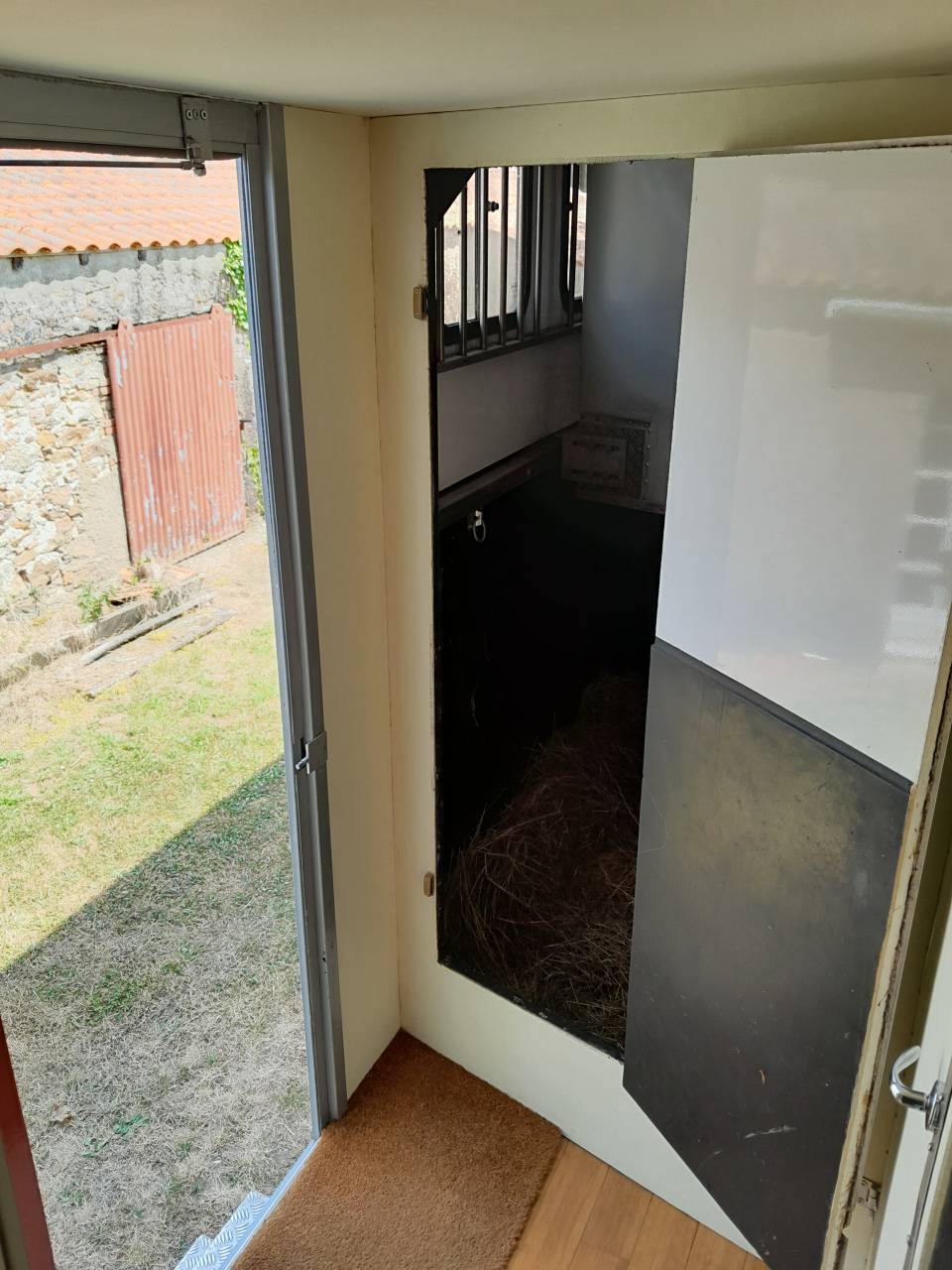 Camión para caballos Man  2017 De segunda mano