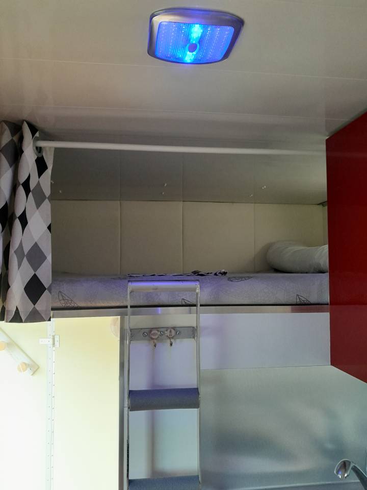 Camión para caballos Man  2017 De segunda mano