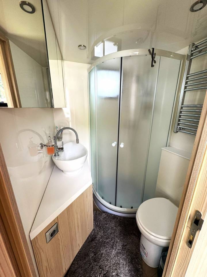 Camión para caballos Otra marca VOLVO 0 De segunda mano