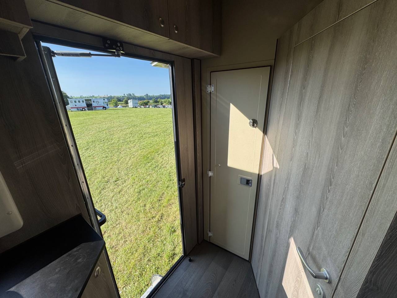 Camión para caballos Iveco IVECO 0 De segunda mano