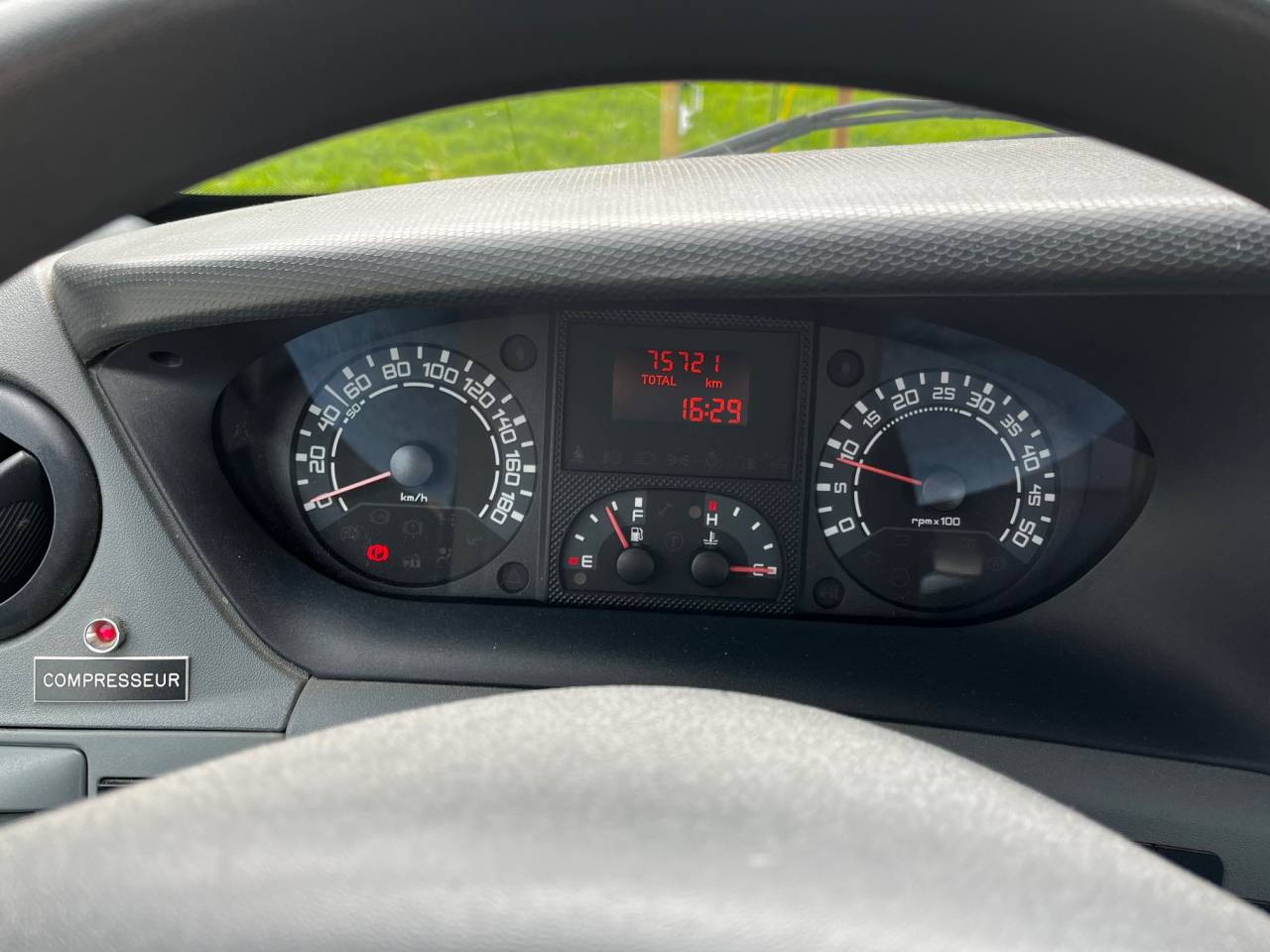 Furgoneta para caballos Iveco IVECO 35C18 / Semi Remorque VOW 2010 De segunda mano