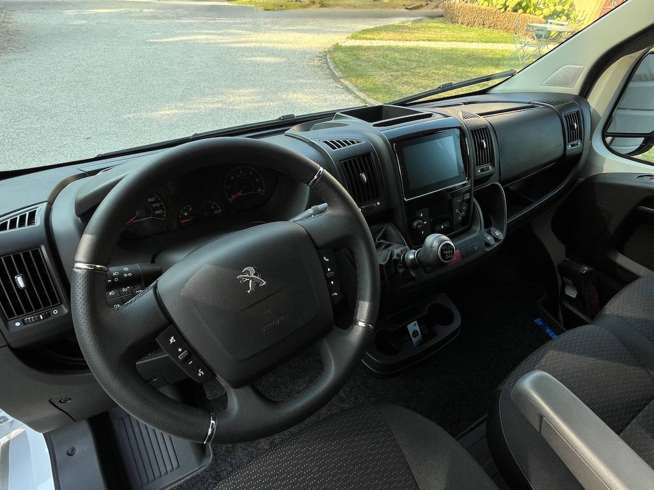 Furgoneta para caballos Otra marca PEUGEOT 0 Nuevo