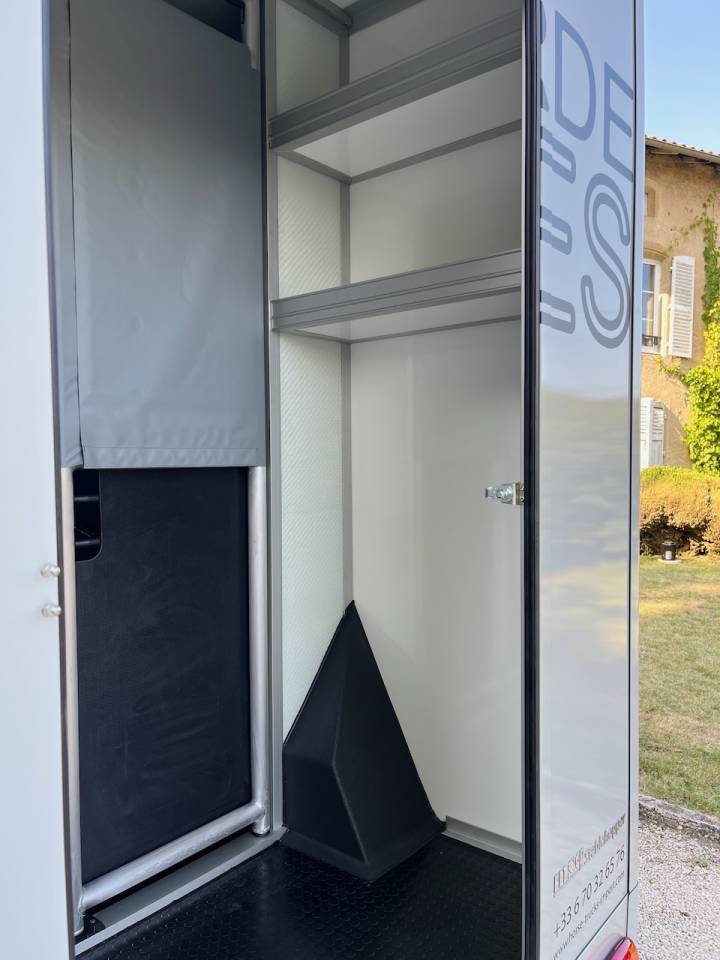 Furgoneta para caballos Otra marca PEUGEOT 0 Nuevo