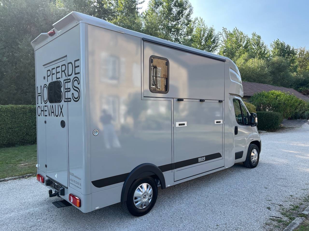 Furgoneta para caballos Otra marca PEUGEOT 0 Nuevo