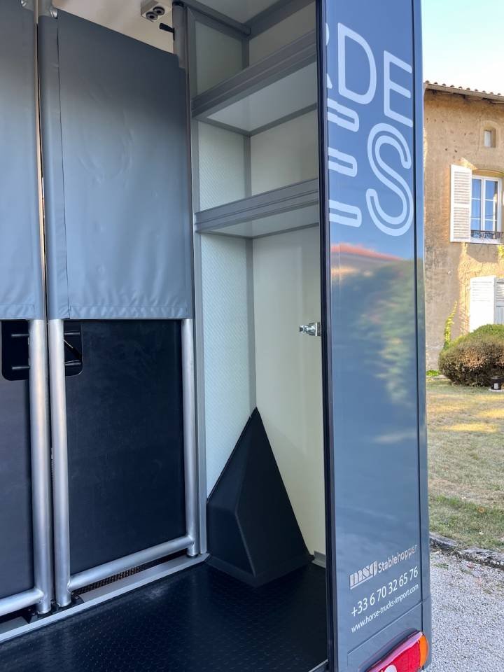 Furgoneta para caballos Otra marca PEUGEOT 0 Nuevo