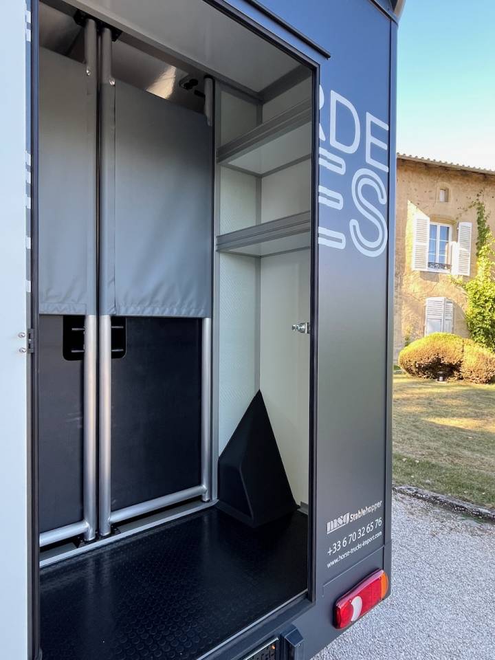 Furgoneta para caballos Otra marca PEUGEOT 0 Nuevo