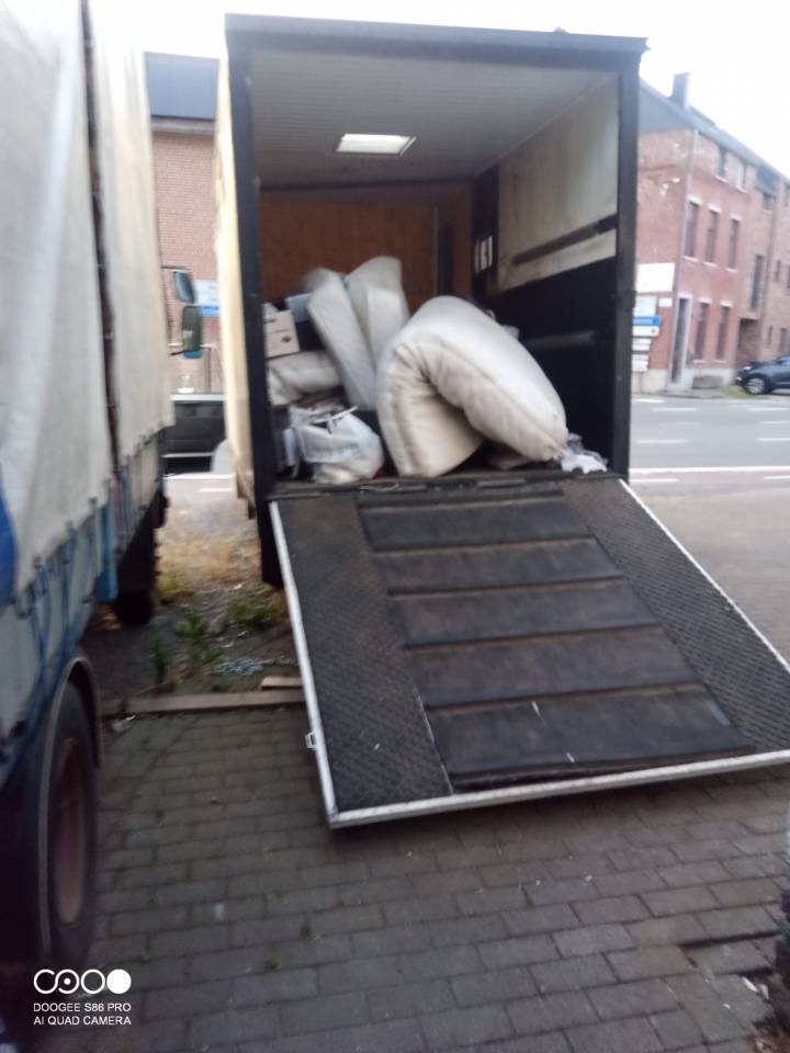 Furgoneta para caballos Daf DAF 400 1993 De segunda mano