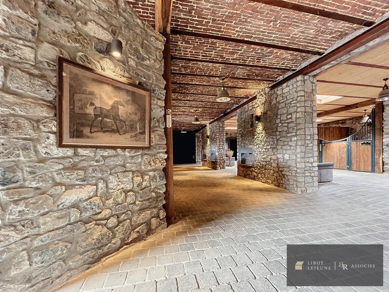 Granja ecuestre En venta Namur