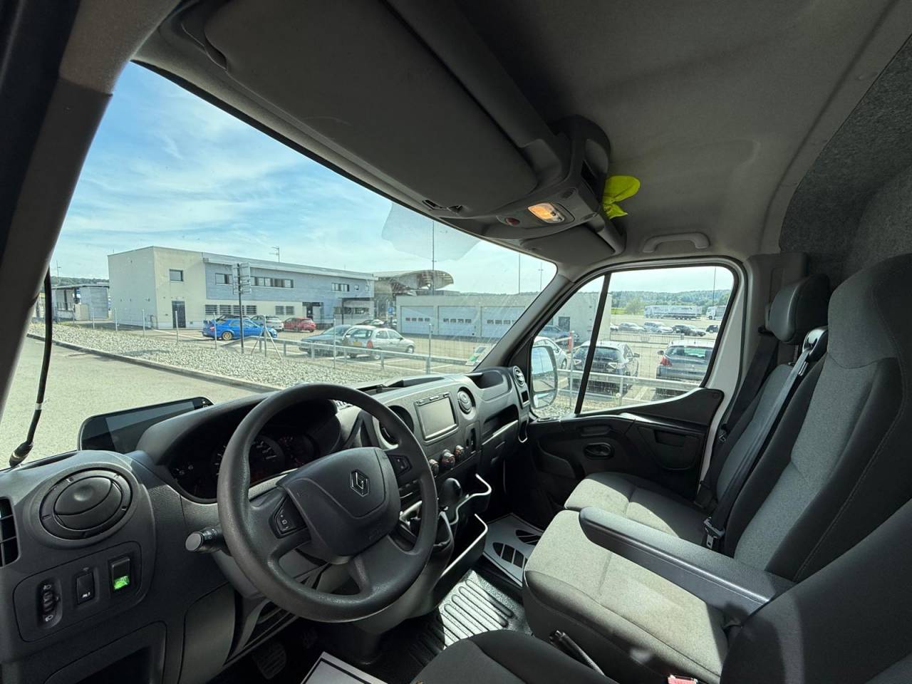 Furgoneta para caballos Barbot POLYVAN D3C 2019 De segunda mano