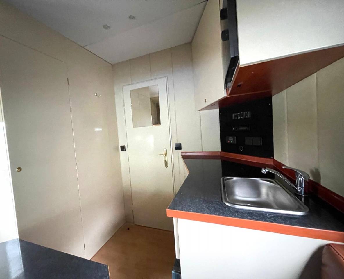 Camión para caballos Man MAN 0 De segunda mano