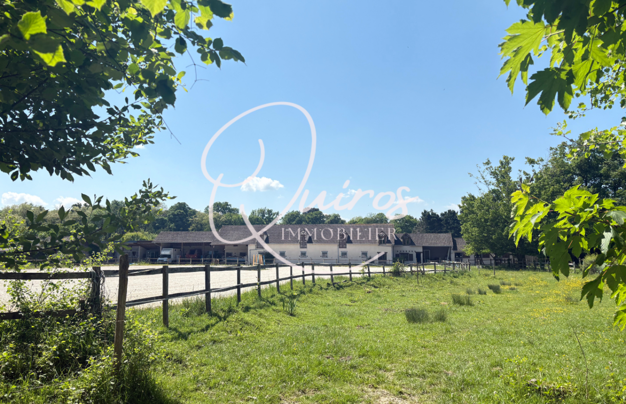 Cuadra de propietarios En venta Sena y Marne