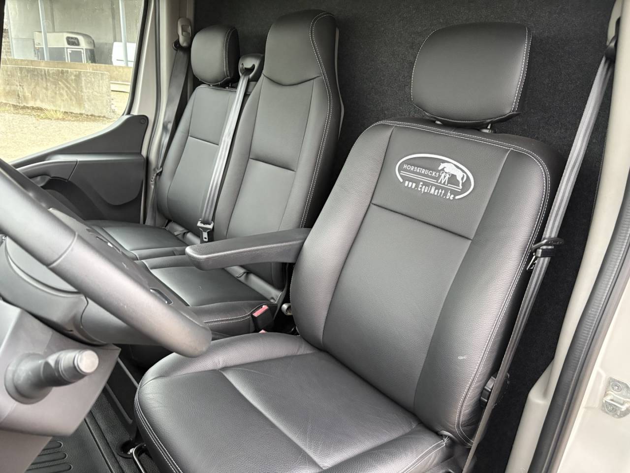 Furgoneta para caballos Renault Master 2022 Nuevo