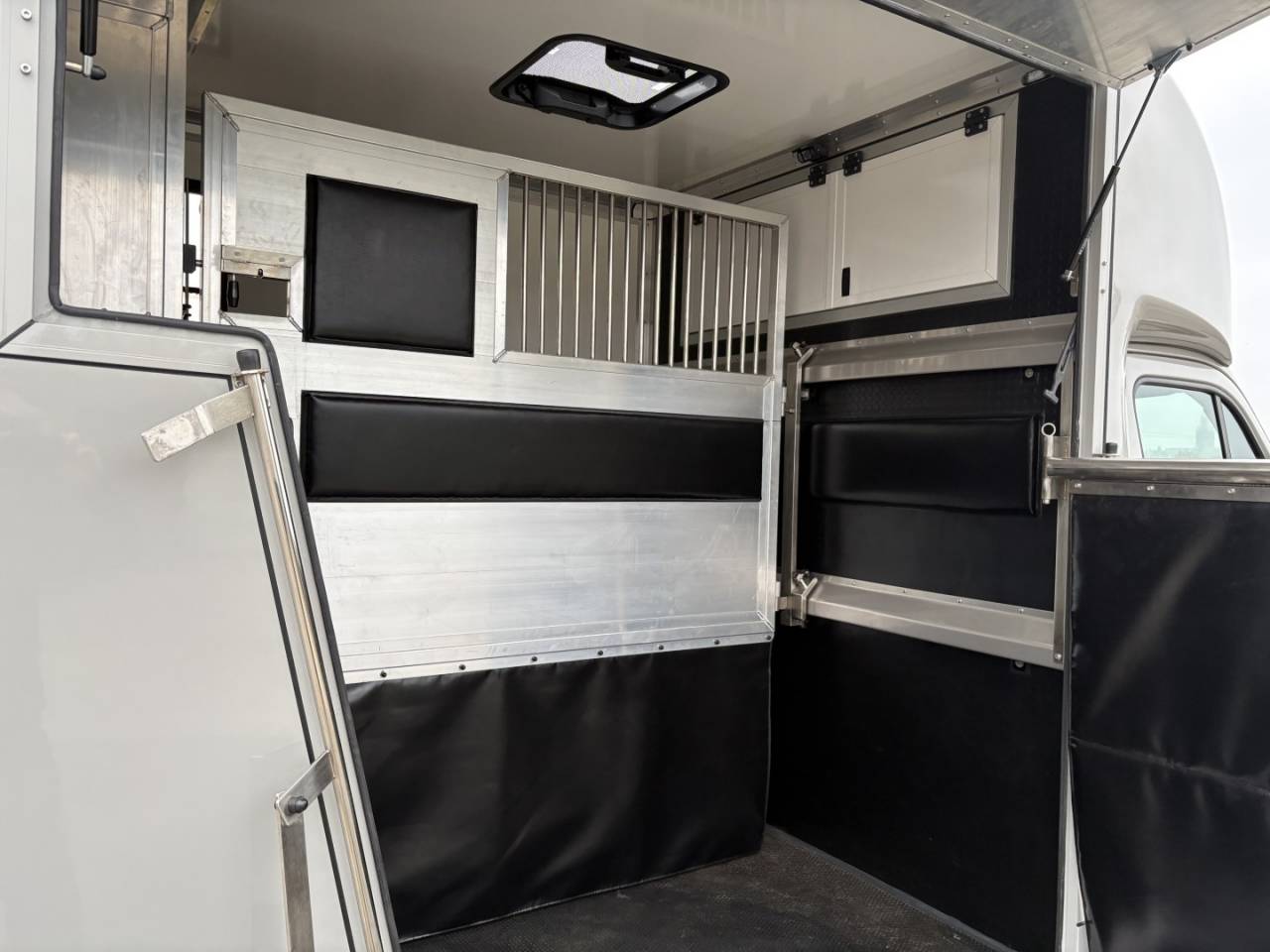 Furgoneta para caballos Renault Master 2022 Nuevo