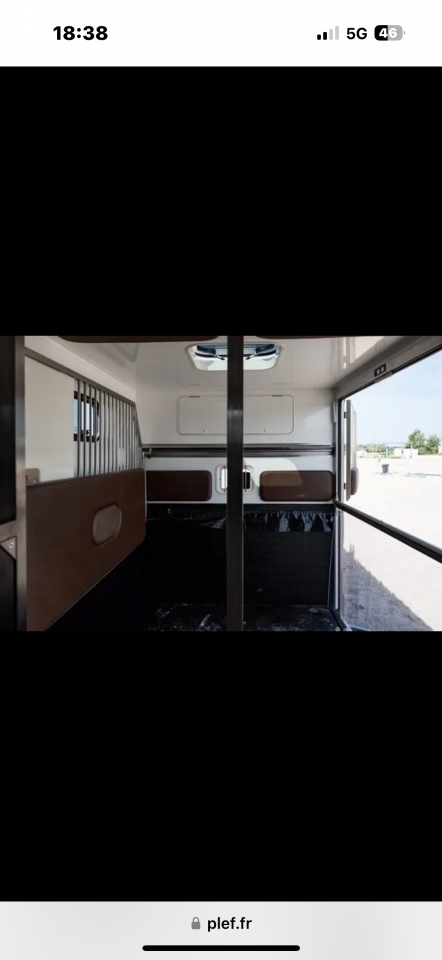 Furgoneta para caballos Renault Master 3 2021 De segunda mano