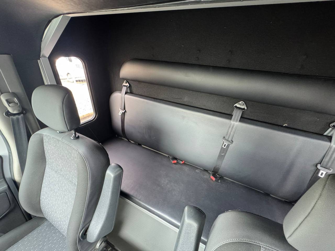 Furgoneta para caballos Cavalcar CAVALCAR 5 PLACES 2020 De segunda mano