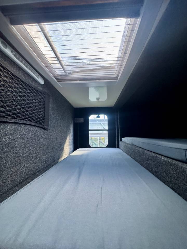 Furgoneta para caballos Ameline RENAULT MASTER  2025 Nuevo